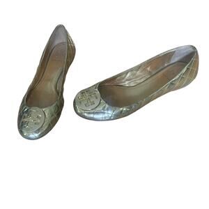 TORY BURCH QUINN QUILTE GOLD PATENT LEATHER BALLET FLATS SIZE 8.5M